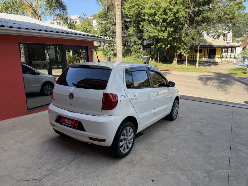 FOX 1.0 MI 8V FLEX 4P MANUAL - 2011 - CAXIAS DO SUL