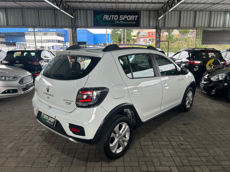 SANDERO 1.6 STEPWAY 8V FLEX 4P MANUAL - 2015 - CAXIAS DO SUL
