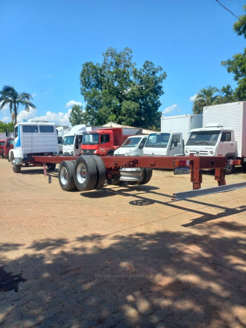 1418  - 1991 - PORTãO