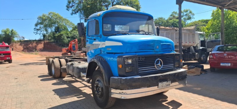 L-1113 3 EIXOS - 1967 - PORTãO