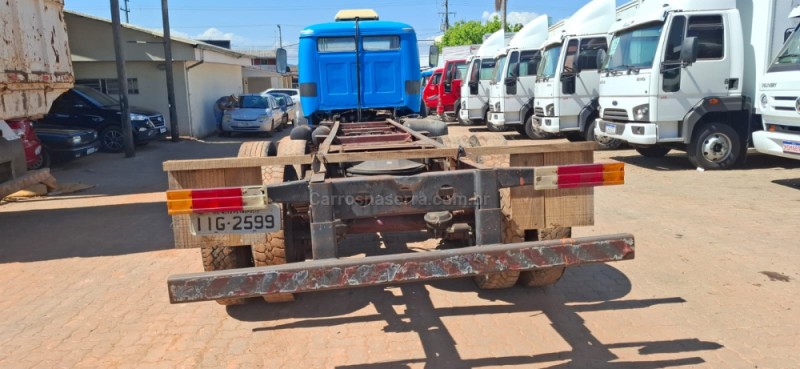 L-1113 3 EIXOS - 1967 - PORTãO