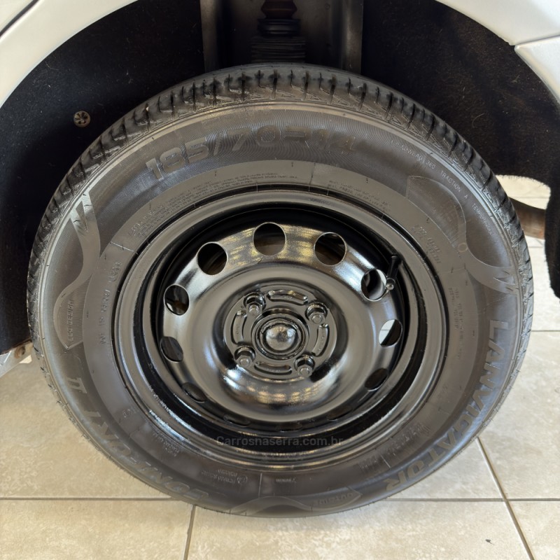 FOCUS 1.6 GL 8V FLEX 4P MANUAL - 2008 - FARROUPILHA