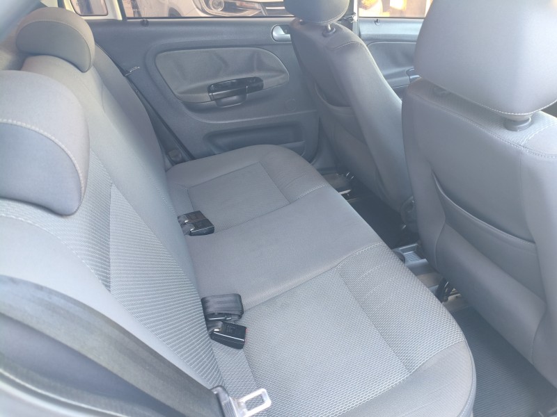 VOYAGE 1.6 MI COMFORTLINE 8V FLEX 4P MANUAL - 2013 - BOM PRINCíPIO