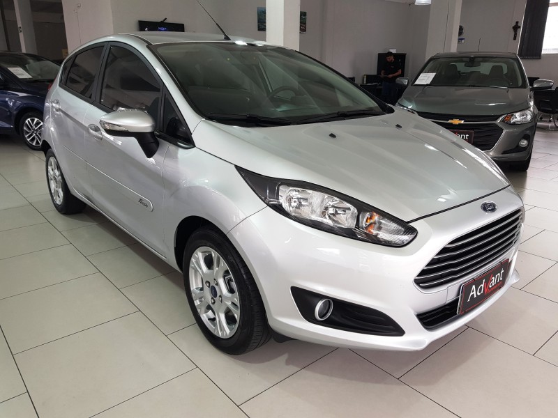 FIESTA 1.6 SE HATCH 16V FLEX 4P AUTOMÁTICO - 2016 - CAXIAS DO SUL
