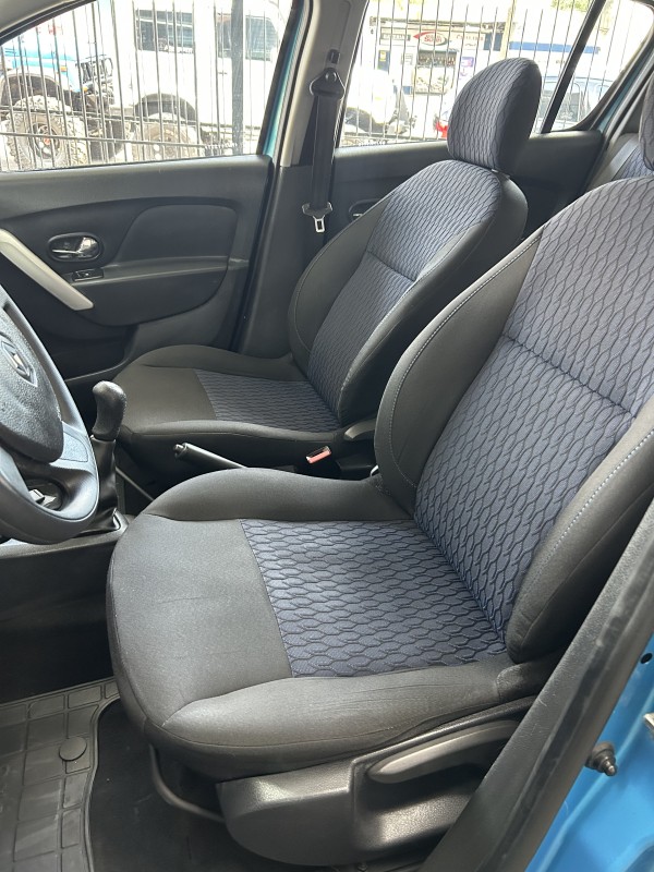 SANDERO 1.0 EXPRESSION 16V FLEX 4P MANUAL - 2015 - CAXIAS DO SUL