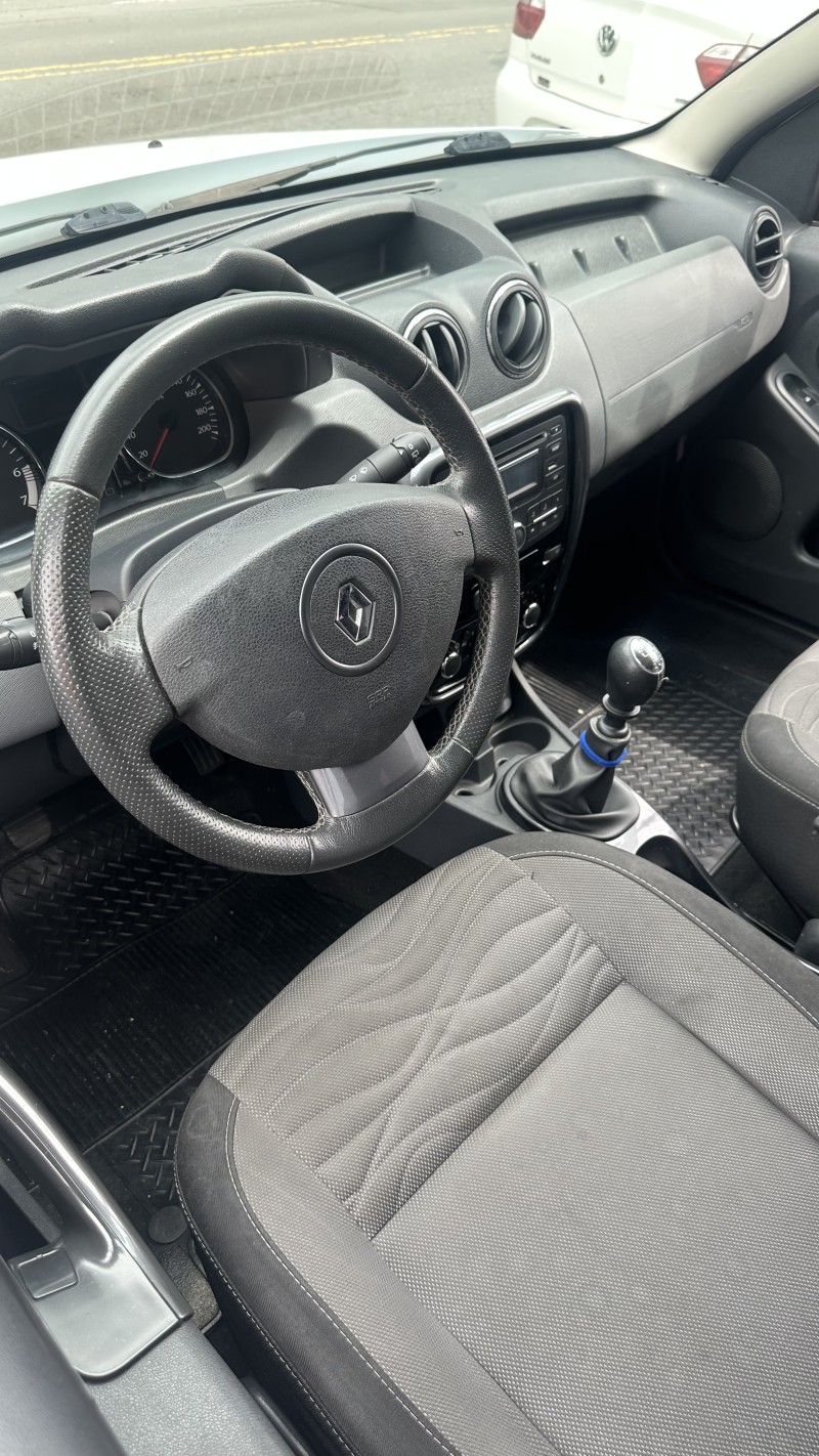 DUSTER 2.0 DYNAMIQUE 4X2 16V FLEX 4P MANUAL - 2014 - CAXIAS DO SUL