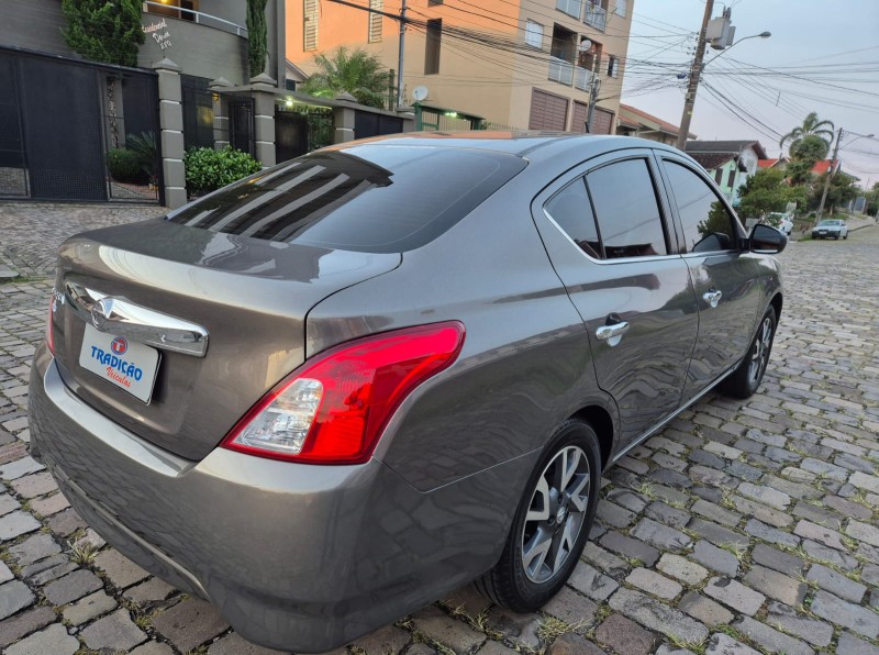 VERSA 1.6 16V SL FLEXSTART FLEX 4P AUTOMÁTICO - 2017 - CAXIAS DO SUL