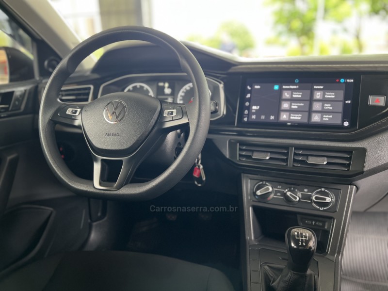 POLO 1.0 MPI TRACK 4P MANUAL - 2025 - BOM PRINCíPIO