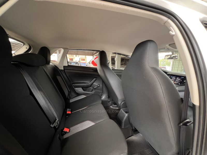 POLO 1.0 MPI TRACK 4P MANUAL - 2025 - BOM PRINCíPIO