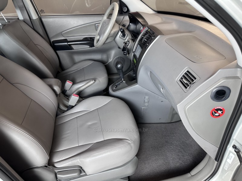 TUCSON 2.0 MPFI GLS 16V 143CV 2WD FLEX 4P AUTOMÁTICO - 2014 - SAPIRANGA