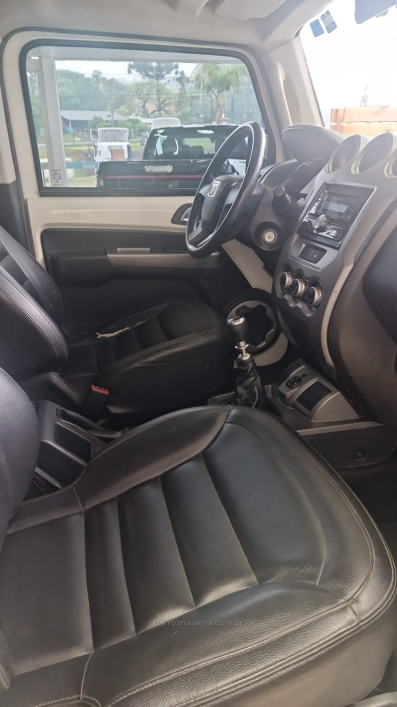 T4 3.2 XLT 4X4 20V TURBO INTERCOOLER DIESEL 2P MANUAL - 2015 - FARROUPILHA