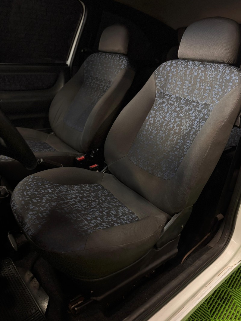 CELTA 1.4 MPFI ENERGY 8V GASOLINA 2P MANUAL - 2004 - FELIZ