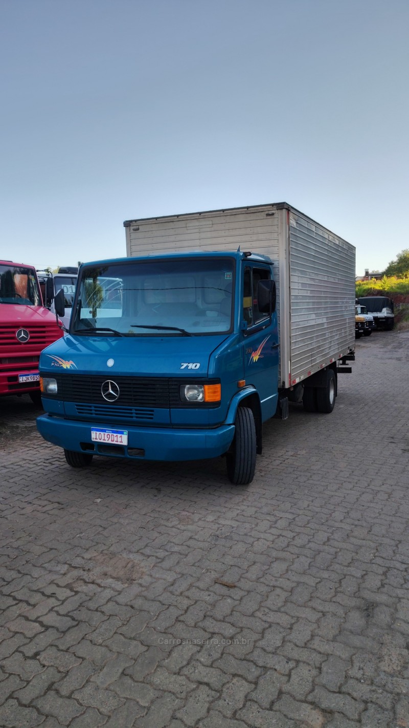 710 plus  2008 portao