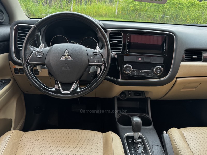 OUTLANDER 2.2 4X4 16V DIESEL 4P AUTOMÁTICO - 2016 - FELIZ