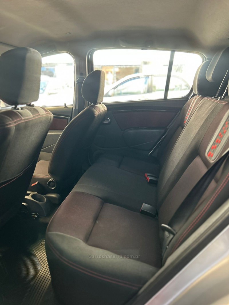 SANDERO 1.6 STEPWAY 16V FLEX 4P MANUAL - 2013 - PASSO FUNDO