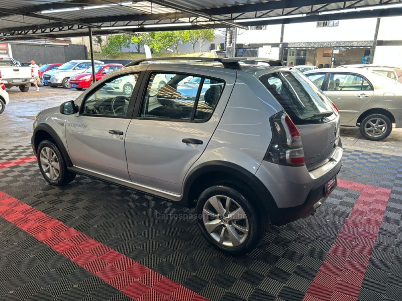 SANDERO 1.6 STEPWAY 16V FLEX 4P MANUAL - 2013 - PASSO FUNDO