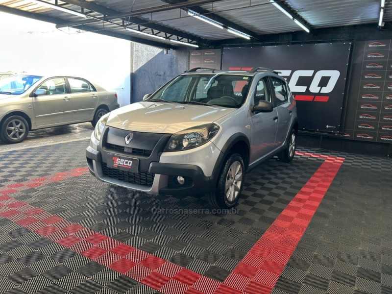 SANDERO 1.6 STEPWAY 16V FLEX 4P MANUAL - 2013 - PASSO FUNDO