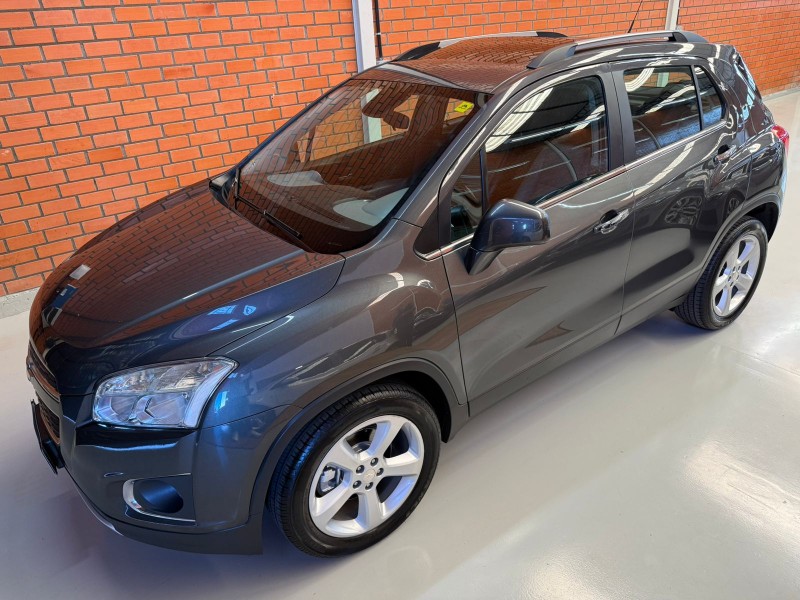 tracker 1.8 mpfi ltz 4x2 16v flex 4p automatico 2015 bento goncalves