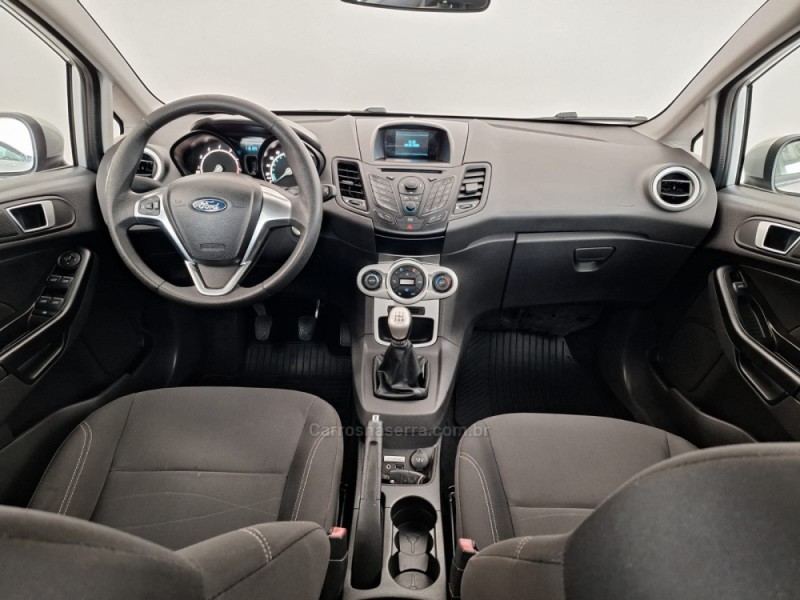 FIESTA 1.6 SE HATCH PLUS 16V FLEX 4P MANUAL - 2016 - CAXIAS DO SUL