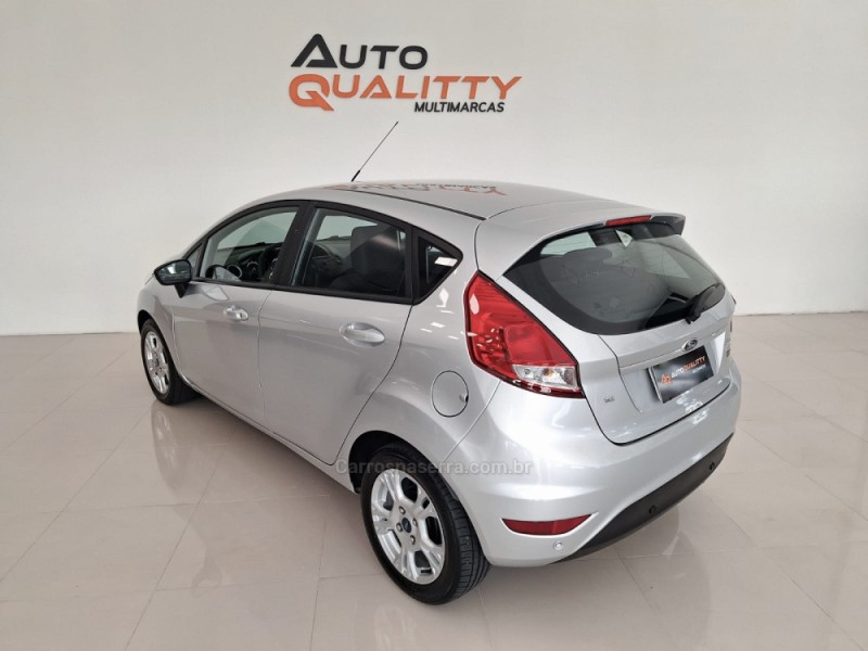FIESTA 1.6 SE HATCH PLUS 16V FLEX 4P MANUAL - 2016 - CAXIAS DO SUL