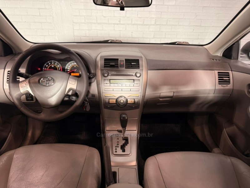 COROLLA 1.8 XEI 16V FLEX 4P AUTOMÁTICO - 2010 - CAXIAS DO SUL
