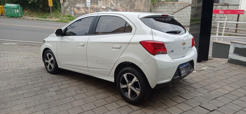 ONIX 1.4 MPFI LTZ 8V FLEX 4P MANUAL - 2017 - CAXIAS DO SUL