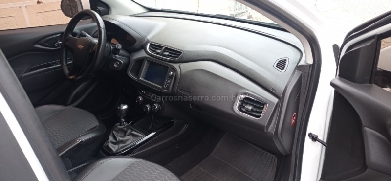 ONIX 1.4 MPFI LTZ 8V FLEX 4P MANUAL - 2017 - CAXIAS DO SUL