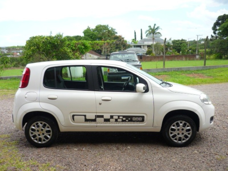 UNO 1.4 EVO ECONOMY 8V FLEX 4P MANUAL - 2014 - ARROIO DO MEIO