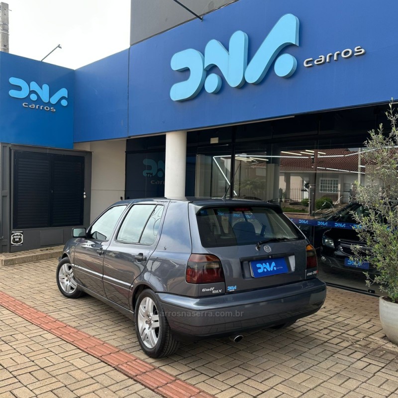 GOLF 2.0 MI GLX 8V GASOLINA 4P MANUAL - 2009 - LAJEADO