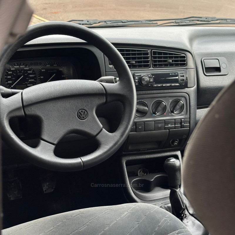 GOLF 2.0 MI GLX 8V GASOLINA 4P MANUAL - 2009 - LAJEADO