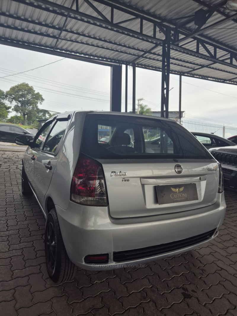 PALIO 1.0 MPI ATTRACTIVE ITÁLIA 8V FLEX 4P MANUAL - 2013 - CAXIAS DO SUL