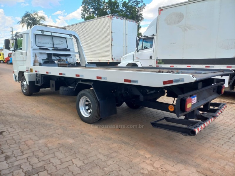 8-150 E DELIVERY - 2007 - PORTãO