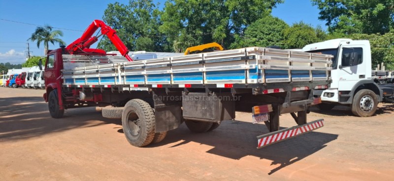 13-130  - 1982 - PORTãO