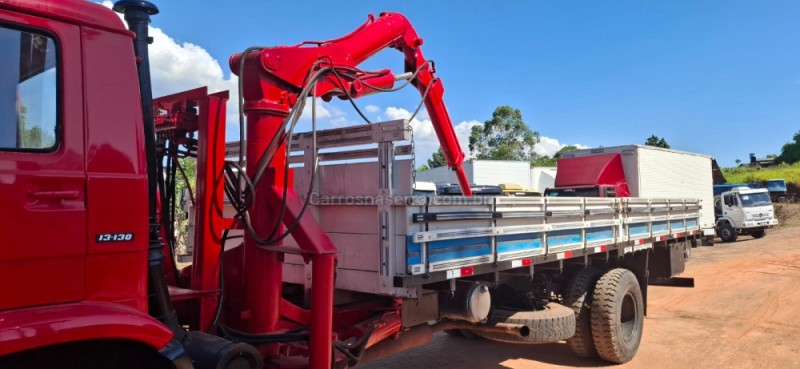 13-130  - 1982 - PORTãO