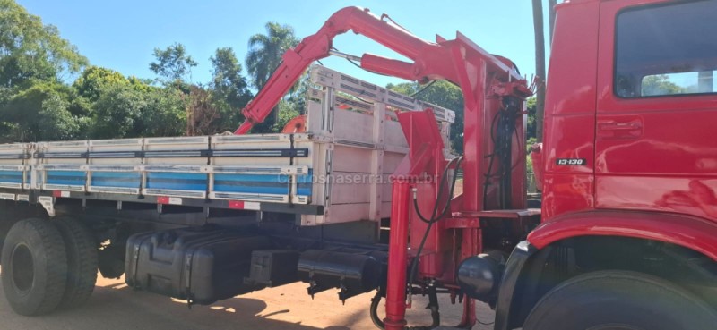 13-130  - 1982 - PORTãO