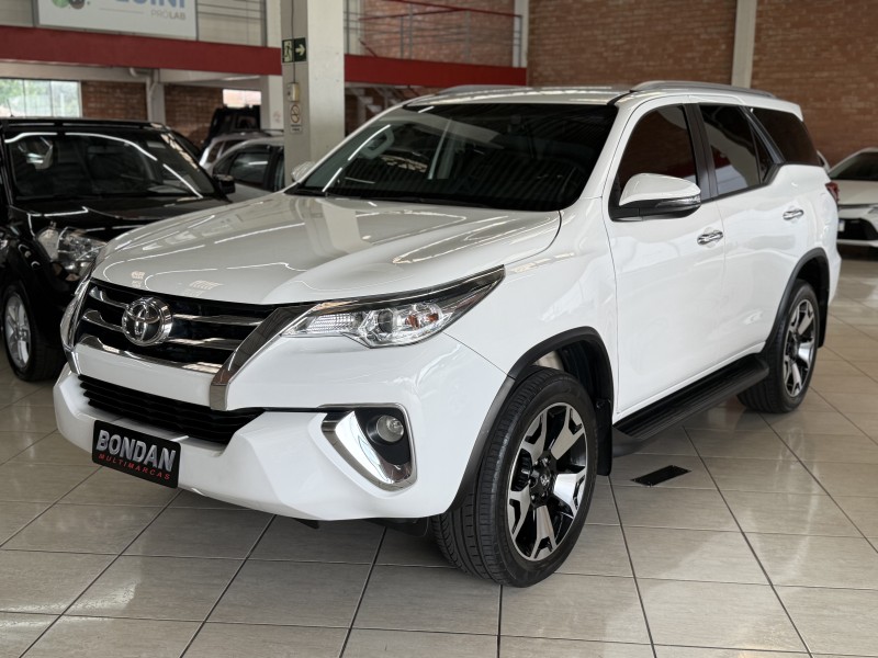hilux sw4 2.7 srv 4x2 16v flex 7 lugares 4p automatico 2018 farroupilha