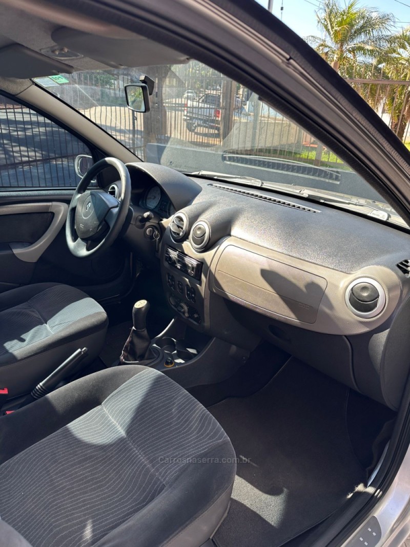 SANDERO 1.6 PRIVILÉGE 8V FLEX 4P MANUAL - 2009 - PASSO FUNDO