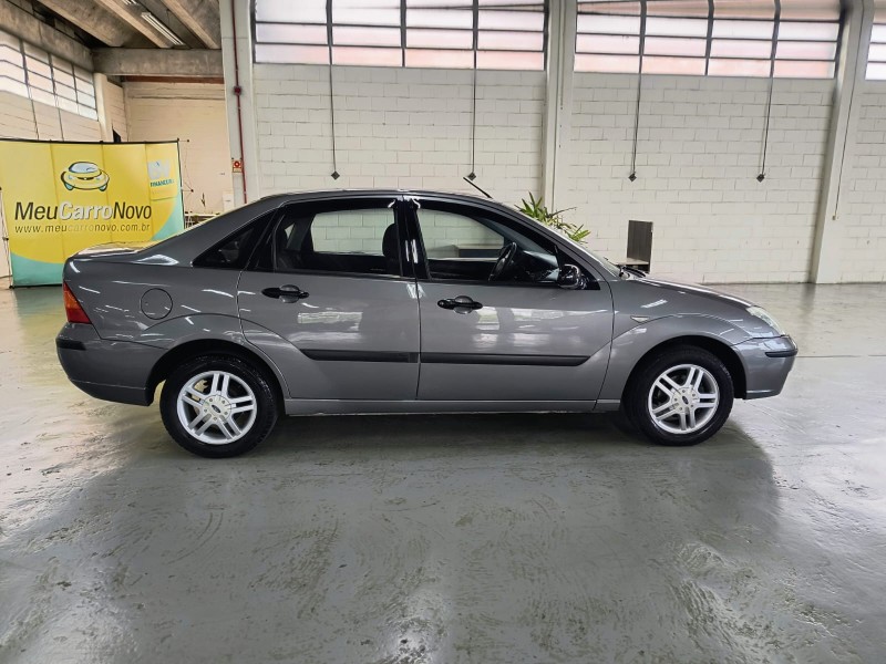 FOCUS 1.6 S SEDAN 16V FLEX 4P MANUAL - 2008 - CAXIAS DO SUL