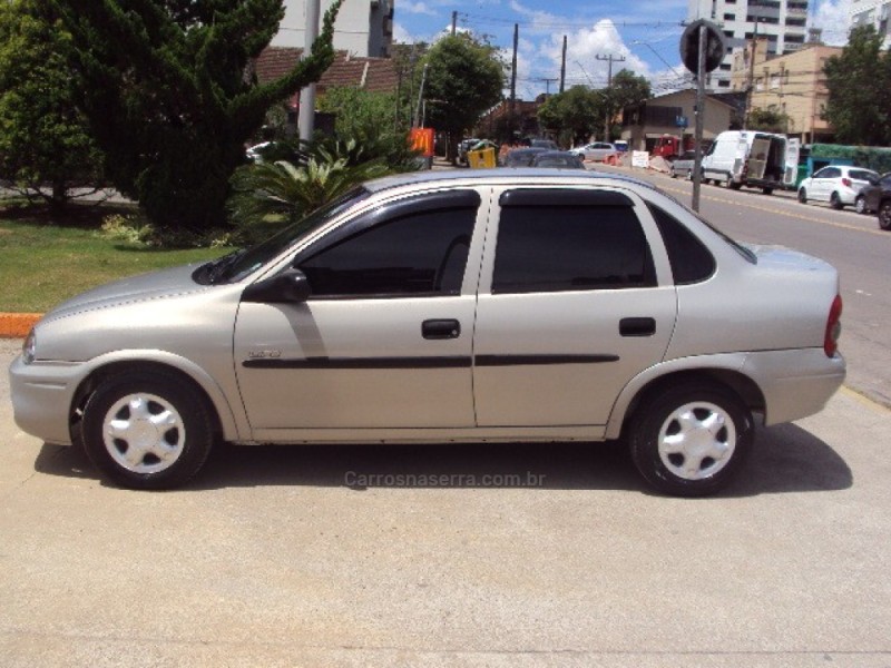 CORSA 1.0 MPFI CLASSIC SEDAN 8V ÁLCOOL 4P MANUAL - 2005 - CAXIAS DO SUL
