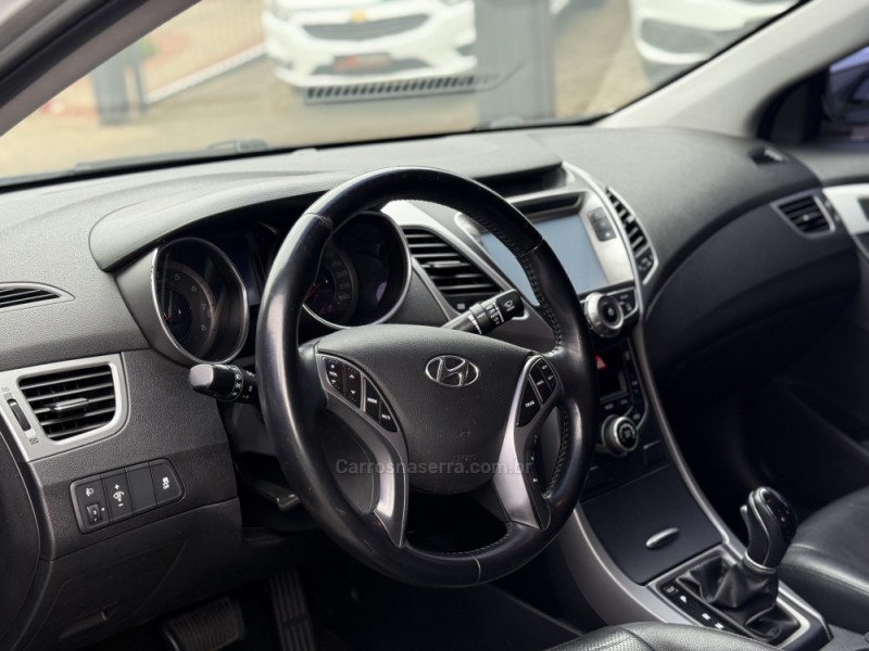 ELANTRA 2.0 GLS 16V FLEX 4P AUTOMÁTICO - 2015 - PAROBé