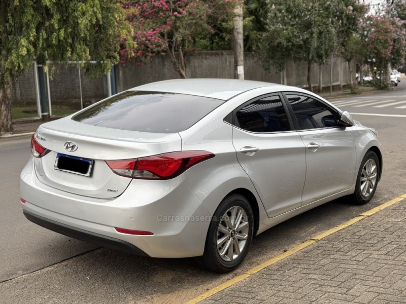 ELANTRA 2.0 GLS 16V FLEX 4P AUTOMÁTICO - 2015 - PAROBé