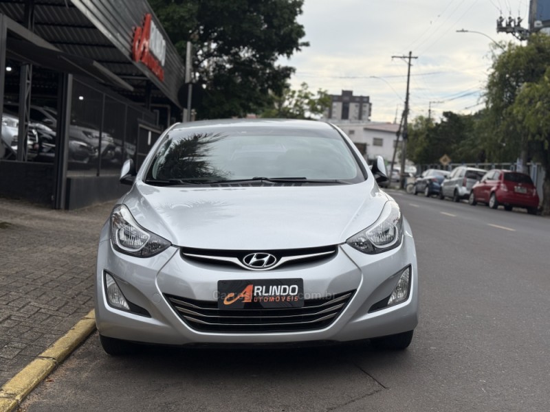 ELANTRA 2.0 GLS 16V FLEX 4P AUTOMÁTICO - 2015 - PAROBé
