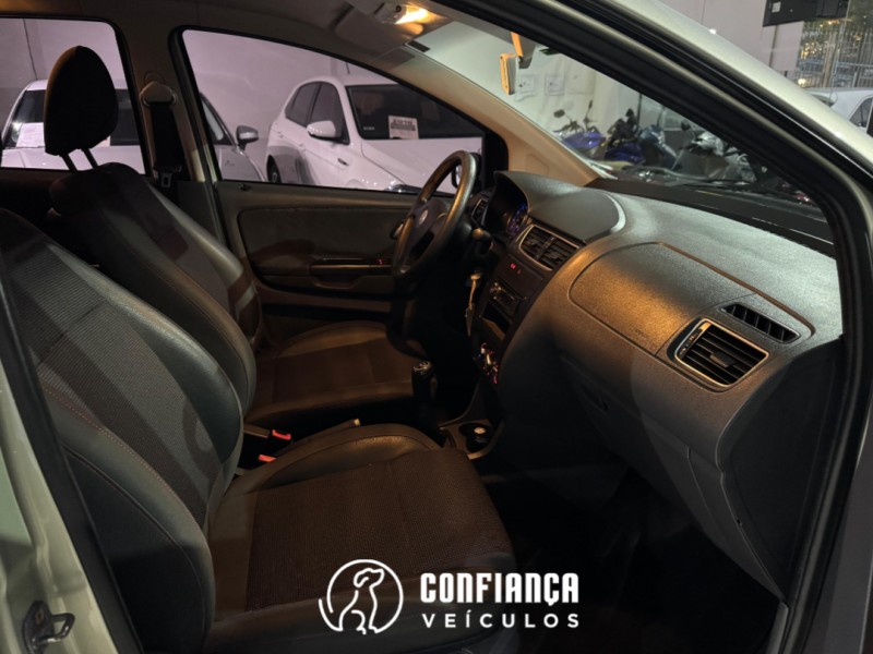 FOX 1.6 MI PRIME 8V FLEX 4P MANUAL - 2010 - BENTO GONçALVES