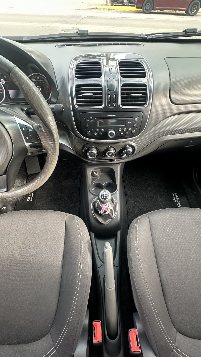 GRAND SIENA 1.4 MPI ATTRACTIVE 8V FLEX 4P MANUAL - 2015 - CAXIAS DO SUL