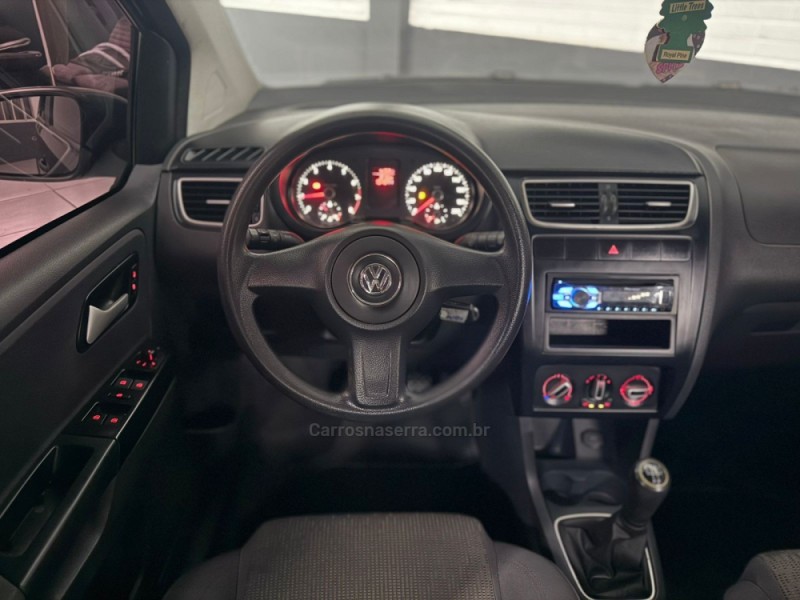 FOX 1.0 MI 8V FLEX 4P MANUAL - 2013 - NOVO HAMBURGO