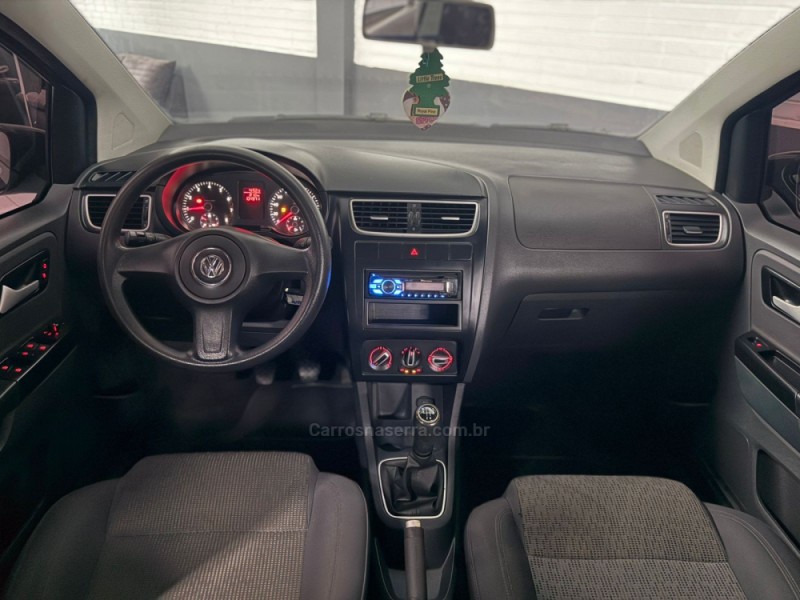 FOX 1.0 MI 8V FLEX 4P MANUAL - 2013 - NOVO HAMBURGO