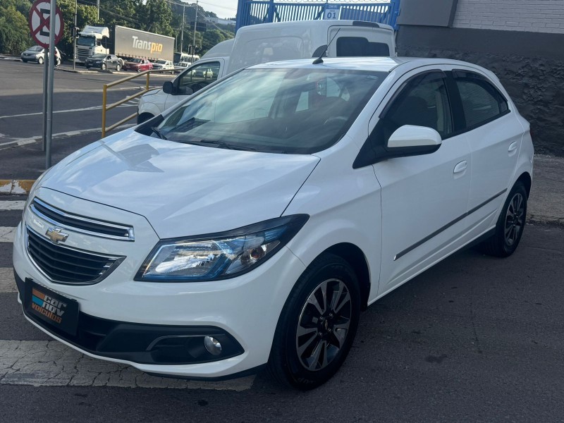 ONIX 1.4 MPFI LTZ 8V FLEX 4P MANUAL - 2016 - CAXIAS DO SUL