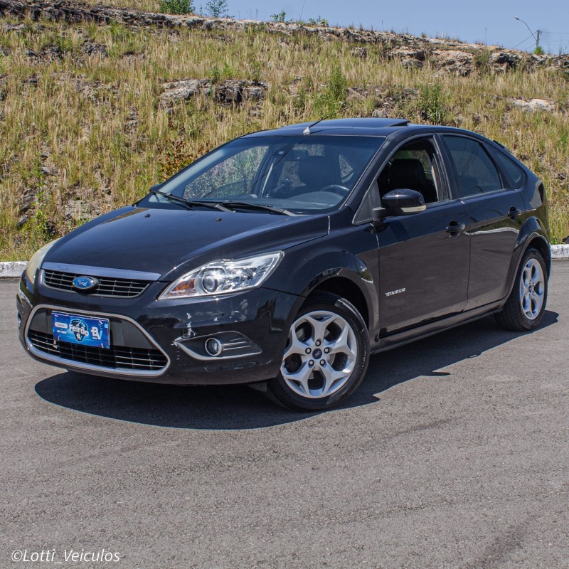 FOCUS 2.0 TITANIUM 16V FLEX 4P AUTOMÁTICO - 2012 - FARROUPILHA