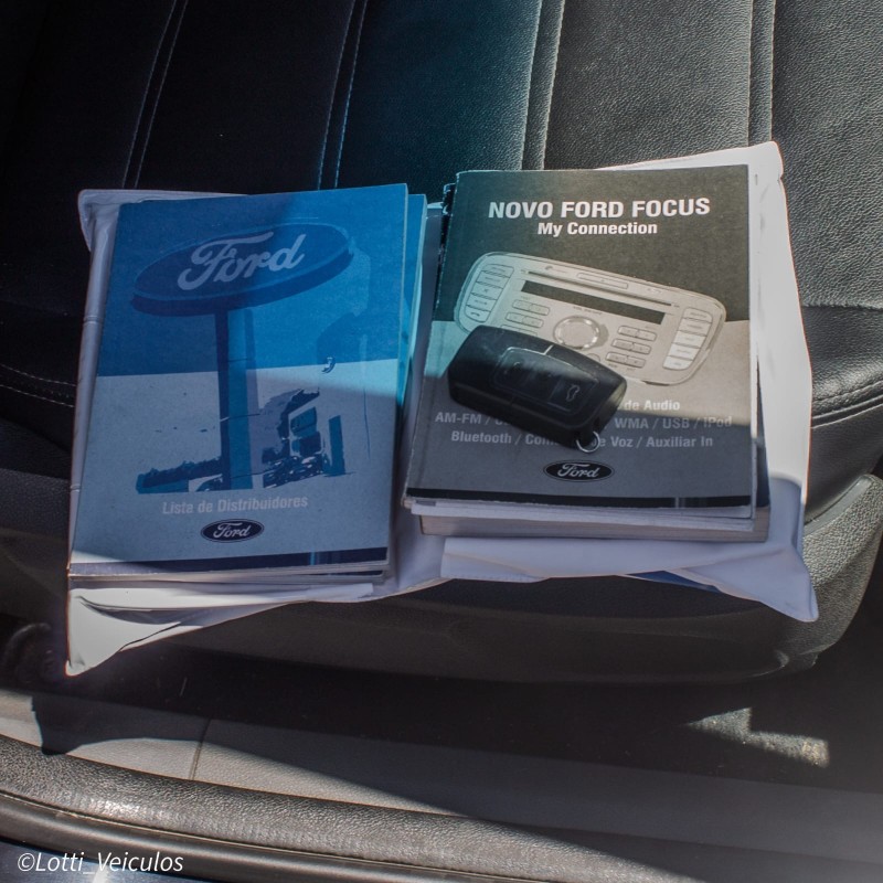 FOCUS 2.0 TITANIUM 16V FLEX 4P AUTOMÁTICO - 2012 - FARROUPILHA