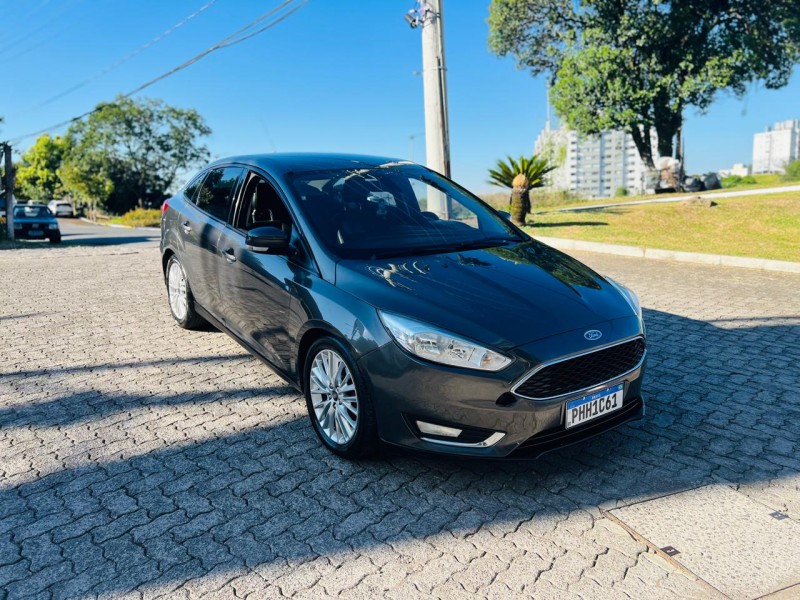 FOCUS 2.0 SE PLUS SEDAN 16V FLEX 4P AUTOMÁTICO - 2016 - BENTO GONçALVES